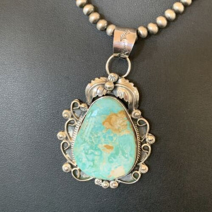 Women's Navajo Pearls Necklace with Green Royston Turquoise Pendant | Sterling Silver | 12291