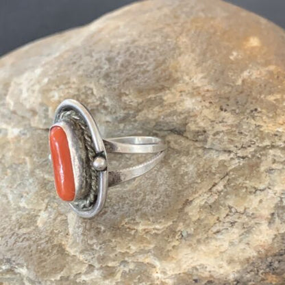 Native American Old Pawn Navajo Red Coral Ring | Sterling Silver | Sz 6 | 10368