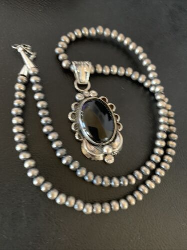 Native American Men's Navajo Pearls Necklace Pendant | Sterling Silver Black Onyx | 13093