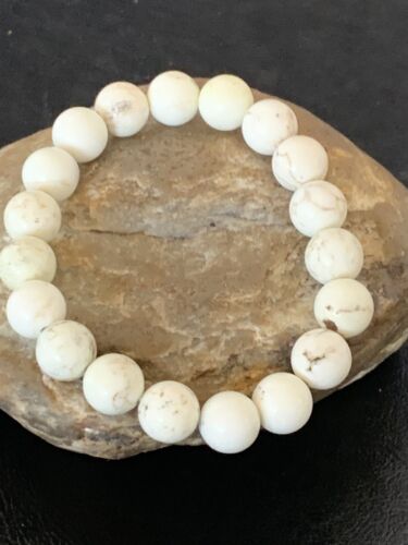 Native American Handmade White Howlite Bead Bracelet | 10mm Round | Stretchable | 11840