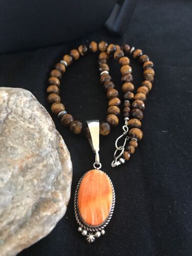 Navajo Sterling Silver Necklace | Spiny Oyster Pendant | Southwestern Native American | S425