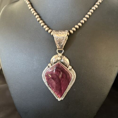 Navajo Purple Spiny Oyster Pendant Necklace | Sterling Silver | Authentic Native American Handmade | 14662