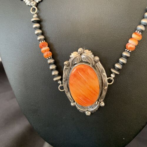Navajo Pearls Orange Spiny Oyster Pendant Necklace | Sterling Silver | Authentic Native American Handmade | 10808