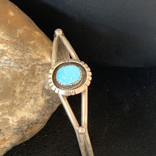 Handmade Women's Sterling Silver Blue Kingman Turquoise Cuff Wire Bracelet | 12878