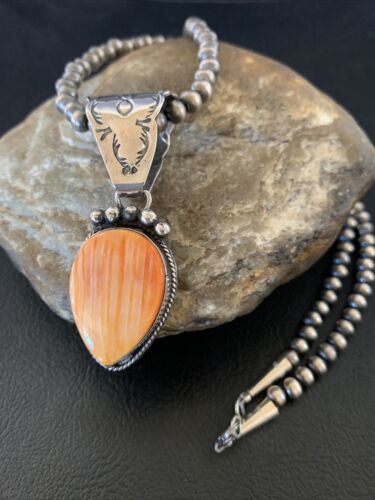 Navajo Orange Spiny Oyster Pendant Necklace | Sterling Silver | Authentic Native American Handmade | 13080