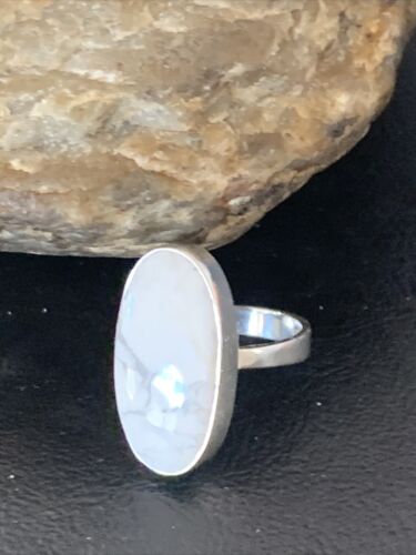 Native American Women's Navajo White Howlite Ring | Sterling Silver | Sz 8 | 11605