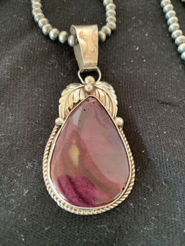 Navajo Purple Spiny Oyster Pendant | Sterling Silver | Authentic Native American Handmade | 00802