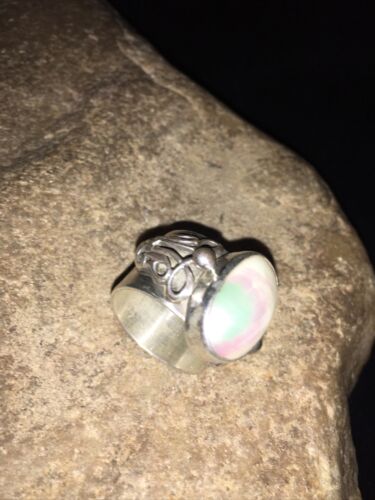 Southwestern Navajo White Mabe Pearl Ring | Sterling Silver | Sz 8 | Authentic Native American Handmade | 1724