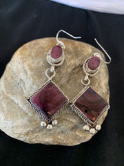 Navajo Purple Spiny Oyster Dangle Earrings | Sterling Silver | Authentic Native American Handmade | 201