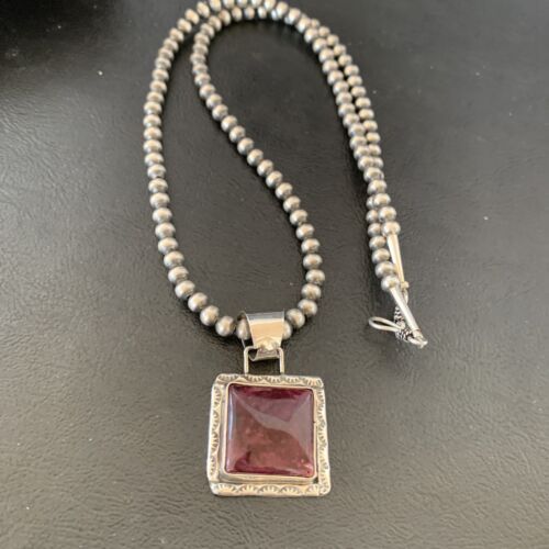 Navajo Pearls Purple Spiny Oyster Pendant Necklace | Sterling Silver | Authentic Native American Handmade | 10952
