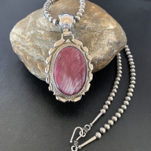 Navajo Pearls Purple Spiny Oyster Pendant Necklace | Sterling Silver | Authentic Native American Handmade | 10701