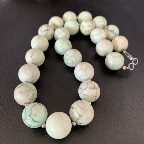 Native American Women's Navajo Green Jade Bead Necklace | Sterling Silver | 16mm | 18" | 13264