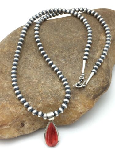 Navajo Red Spiny Oyster Pendant Necklace | Sterling Silver | Authentic Native American Handmade | 4412