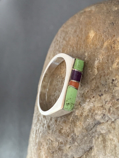 Southwestern Navajo Green Gaspeite Sugilite Red Coral Inlay Ring | Sz 7 | 02257