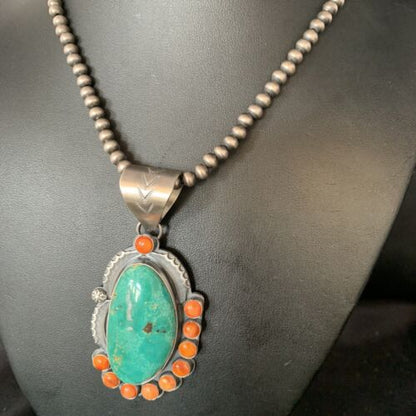 Native American Men's Green Turquoise Spiny Pendant Necklace | Sterling Silver | 14000