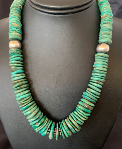 Navajo Green Turquoise Necklace | Graduated Sterling Silver | 19" | Authentic Native American Handmade | 11705 - Masha USA
