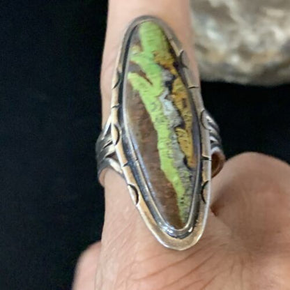 Navajo Green Gaspeite Ring | Sterling Silver | Sz 11 | Authentic Native American Handmade | 13859