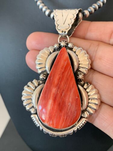 Navajo Spiny Oyster Pendant Necklace | Sterling Silver Pearls | Authentic Native American Handmade | 4628
