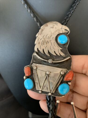 Navajo Eagle Head Bolo Tie | Men's Blue Kingman Turquoise Coral | Sterling Silver | 13670 - Masha USA