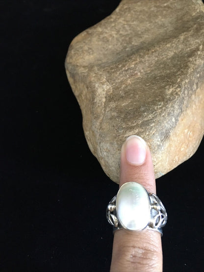 Southwestern Navajo White Mabe Pearl Ring | Sterling Silver | Sz 8 | Authentic Native American Handmade | 1720