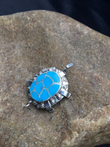 Southwestern Turquoise Zuni Turtle Pin Pendant | Sterling Silver | Native American Handmade | 2806