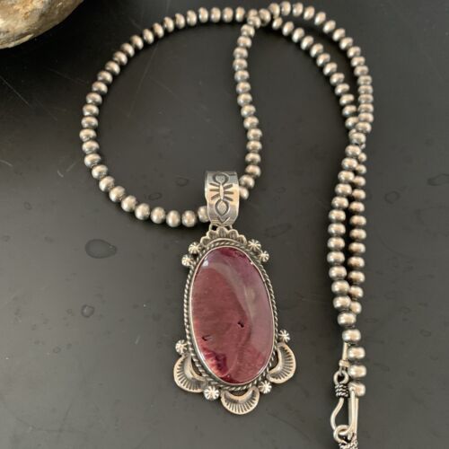 Navajo Purple Spiny Oyster Pendant Necklace | Sterling Silver | Authentic Native American Handmade | 11303