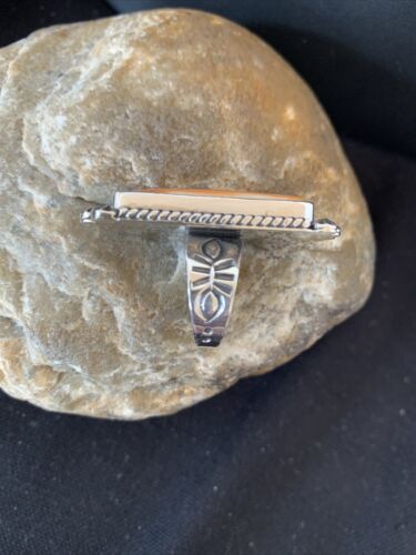 Native American Men's Navajo Spiny Oyster Ring | Sterling Silver | Sz 6.5 | 00999 - Masha USA