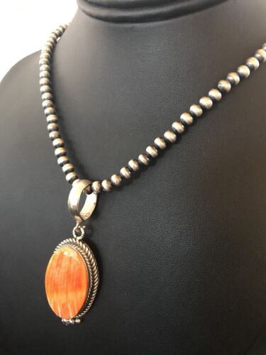 Spiny Oyster Pendant Necklace | Navajo Sterling Silver | Authentic Native American - Masha USA