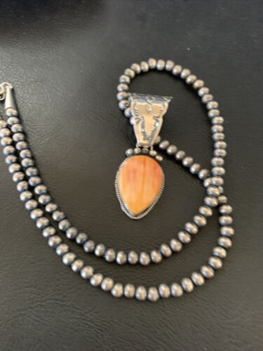 Navajo Orange Spiny Oyster Pendant Necklace | Sterling Silver | Authentic Native American Handmade | 13080
