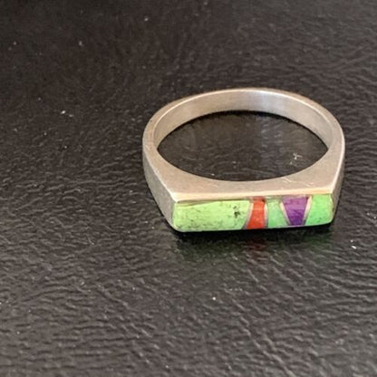 Southwestern Navajo Green Gaspeite Sugilite Red Coral Inlay Ring | Sz 7 | 02248