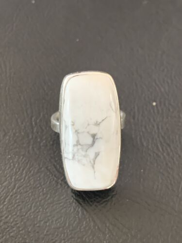 Native American Women's Navajo White Howlite Ring | Sterling Silver | Sz 7 | 11606