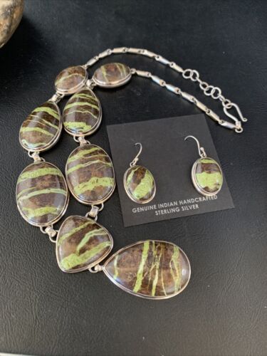 Navajo Green Gaspeite Necklace Choker Earrings Set | Sterling Silver Pendant | 19" | Authentic Native American Handmade | 13793