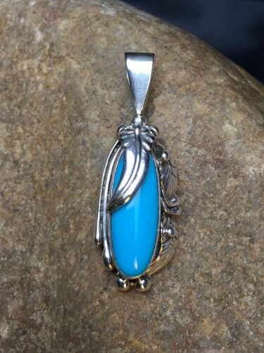 Southwestern Turquoise Blue Pendant Necklace | Sterling Silver | Navajo | 8917