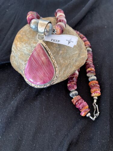 Navajo Pearls Purple Spiny Oyster Pendant Necklace | Sterling Silver | Native American Handmade | 4151
