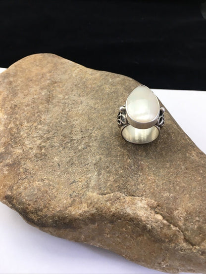 Navajo White Mabe Pearl Ring | Sterling Silver | Sz 7 | Authentic Native American Handmade | 01714