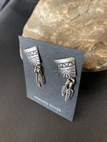 Old Pawn Women's Southwestern Stud Earrings | Sterling Silver Rug Design | 1" | 13041