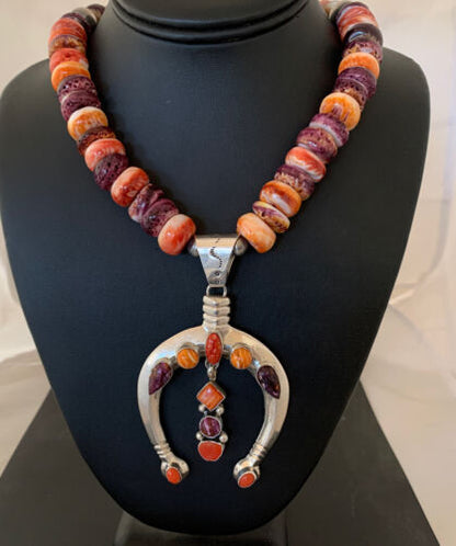 Navajo Pearls Necklace with Orange Spiny Oyster Naja Pendant | Sterling Silver | 01185