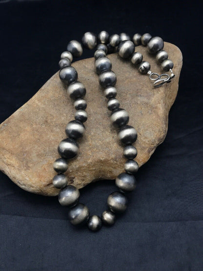 Navajo Pearls Graduated Sterling Silver Bead Necklace | Single Strand | Southwestern Native American | 20"
