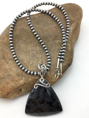 Native American Agate Pendant | Navajo Pearls Sterling Silver Necklace | 4382