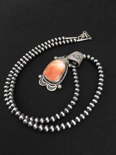 Navajo Orange Spiny Oyster Pendant Necklace | Sterling Silver | Authentic Native American Handmade | 4907