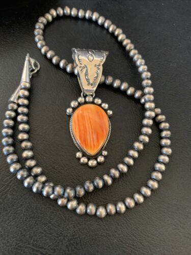 Navajo Orange Spiny Oyster Pendant Necklace | Sterling Silver | Authentic Native American Handmade | 13076