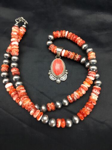 Navajo Red Spiny Oyster Pendant Necklace | Sterling Silver | Authentic Native American Handmade | 2690
