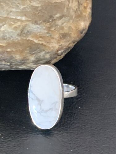 Native American Women's Navajo White Howlite Ring | Sterling Silver | Sz 8 | 11605