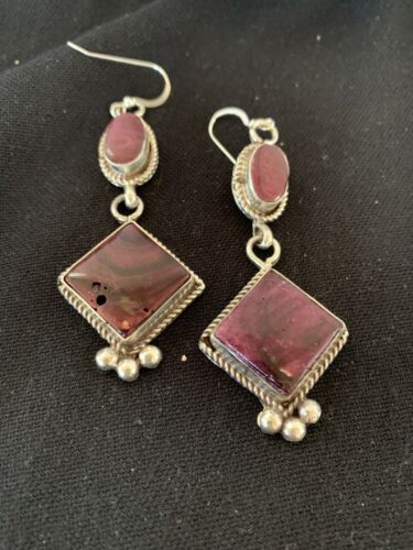 Navajo Purple Spiny Oyster Dangle Earrings | Sterling Silver | Authentic Native American Handmade | 201