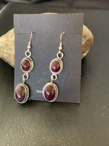 Navajo Purple Spiny Oyster Dangle Earrings | Sterling Silver | Authentic Native American Handmade | 12508