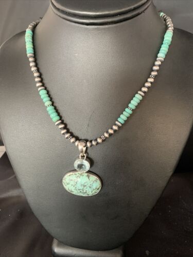 Navajo Pearls Necklace with Blue Spiderweb Turquoise Pendant | Sterling Silver | 13910