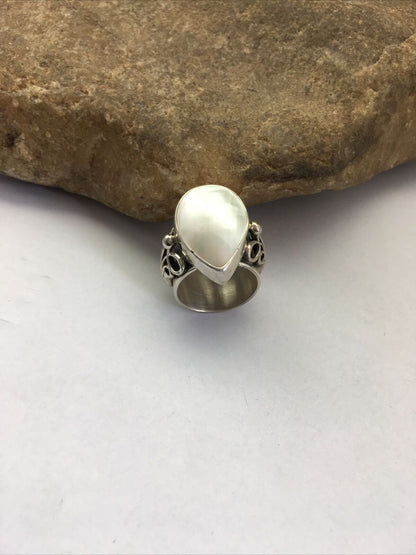 Navajo White Mabe Pearl Ring | Sterling Silver | Sz 7 | Authentic Native American Handmade | 01714