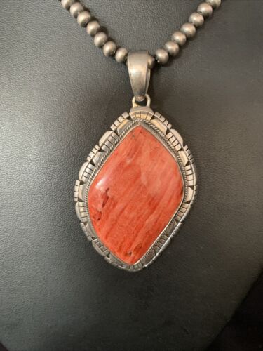 Navajo Red Spiny Oyster Pendant Necklace | Sterling Silver | Authentic Native American Handmade | 13788