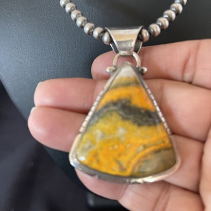 Navajo Pearls Sterling Silver Bumblebee Jasper Pendant Necklace | 10551