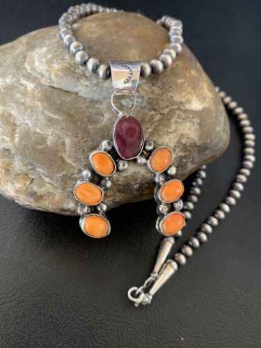 Navajo Pearls Sterling Silver Necklace | Spiny Oyster Cluster Naja Pendant | 12920